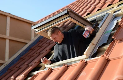 Pose de fenêtres de toit Velux à Géraudot